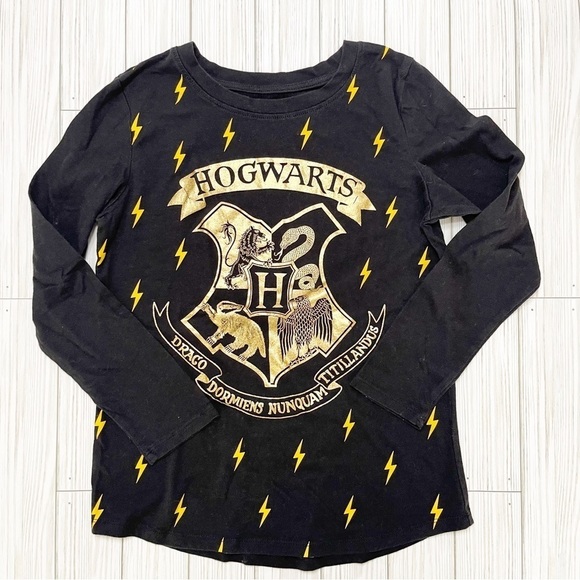 Girl's Graphic T-Shirts - Picture 8 of 10